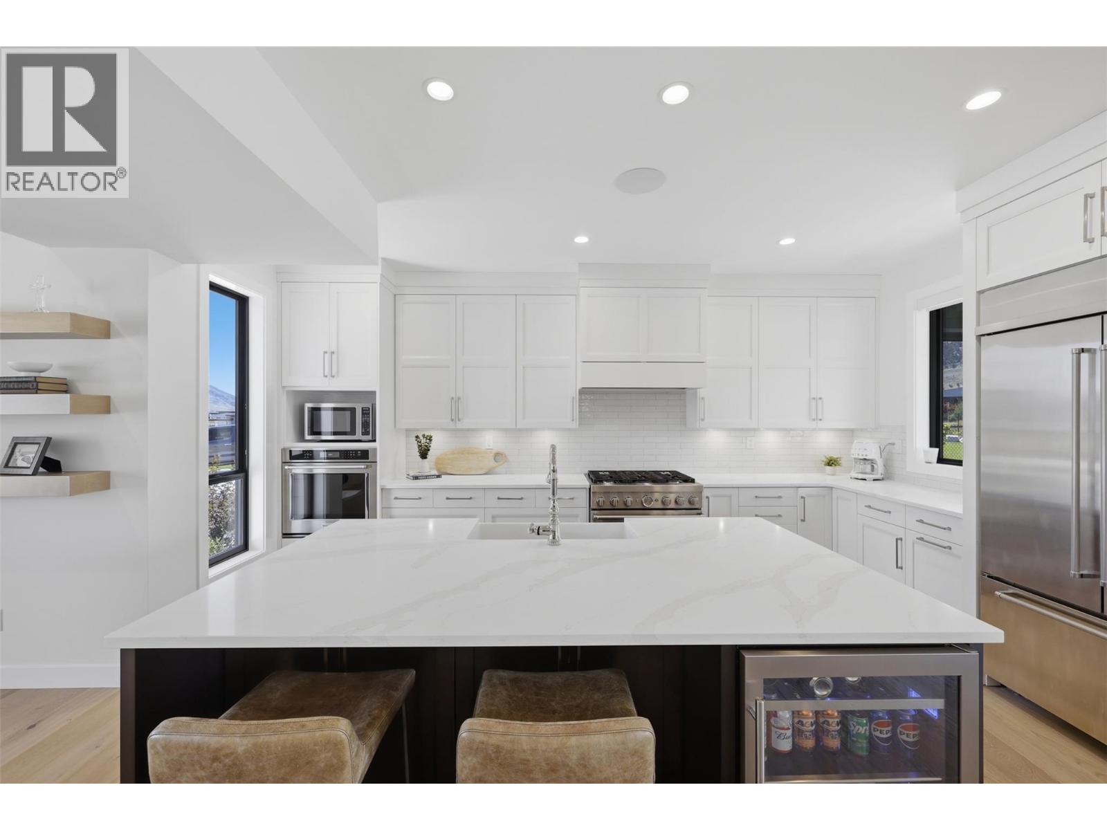 325 RUE CHEVAL NOIR - 12