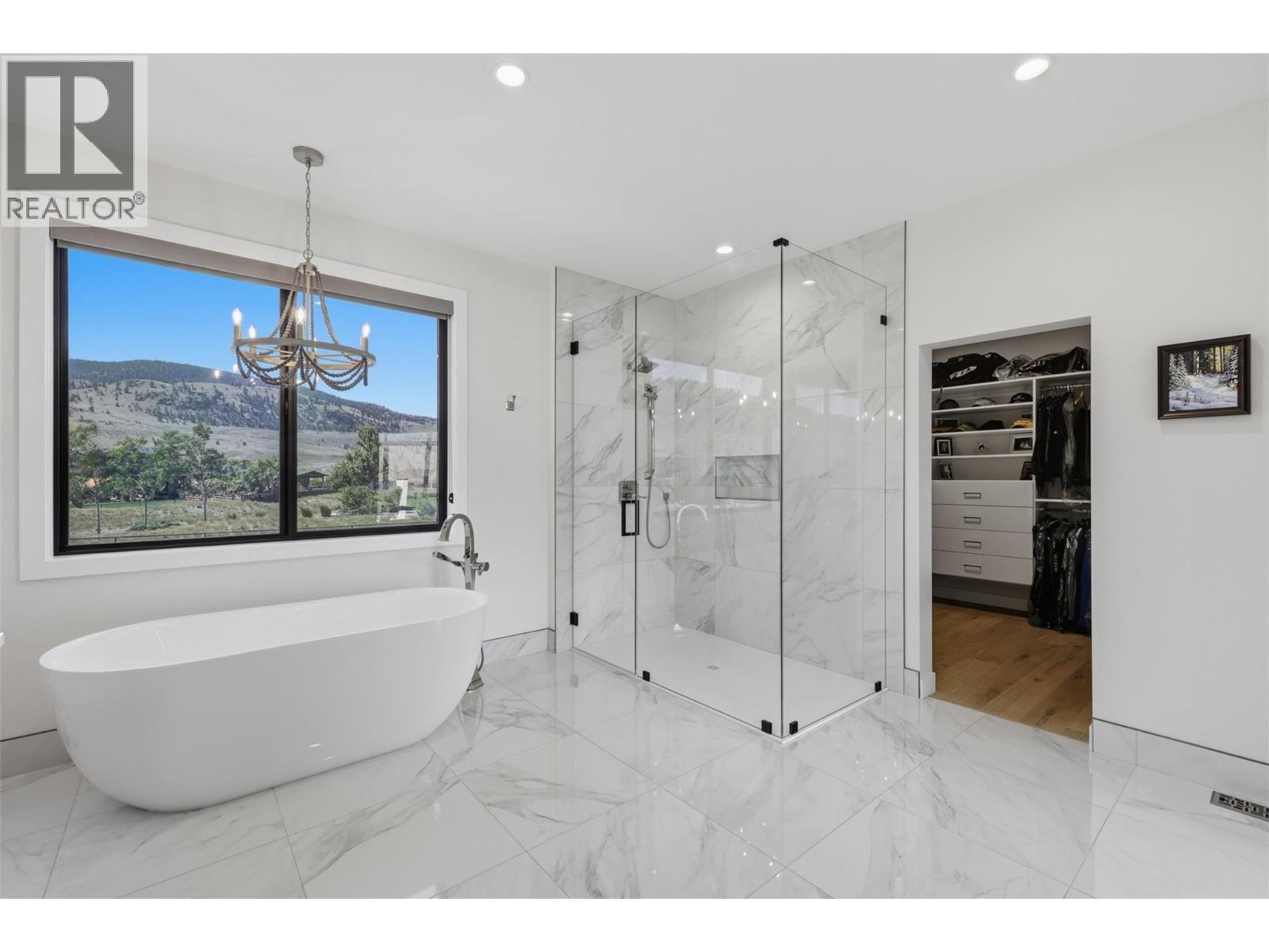 325 RUE CHEVAL NOIR - 46