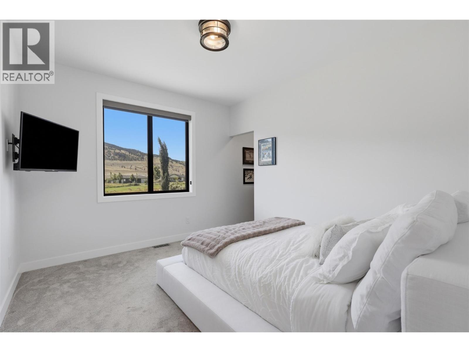 325 RUE CHEVAL NOIR - 58