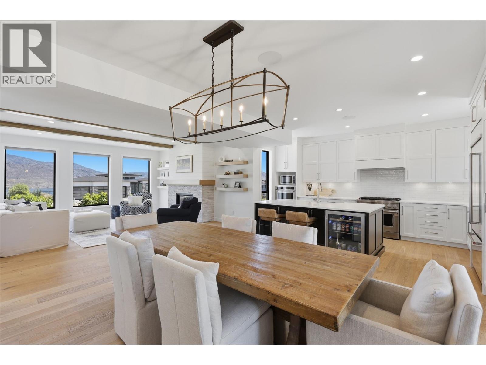 325 RUE CHEVAL NOIR - 11