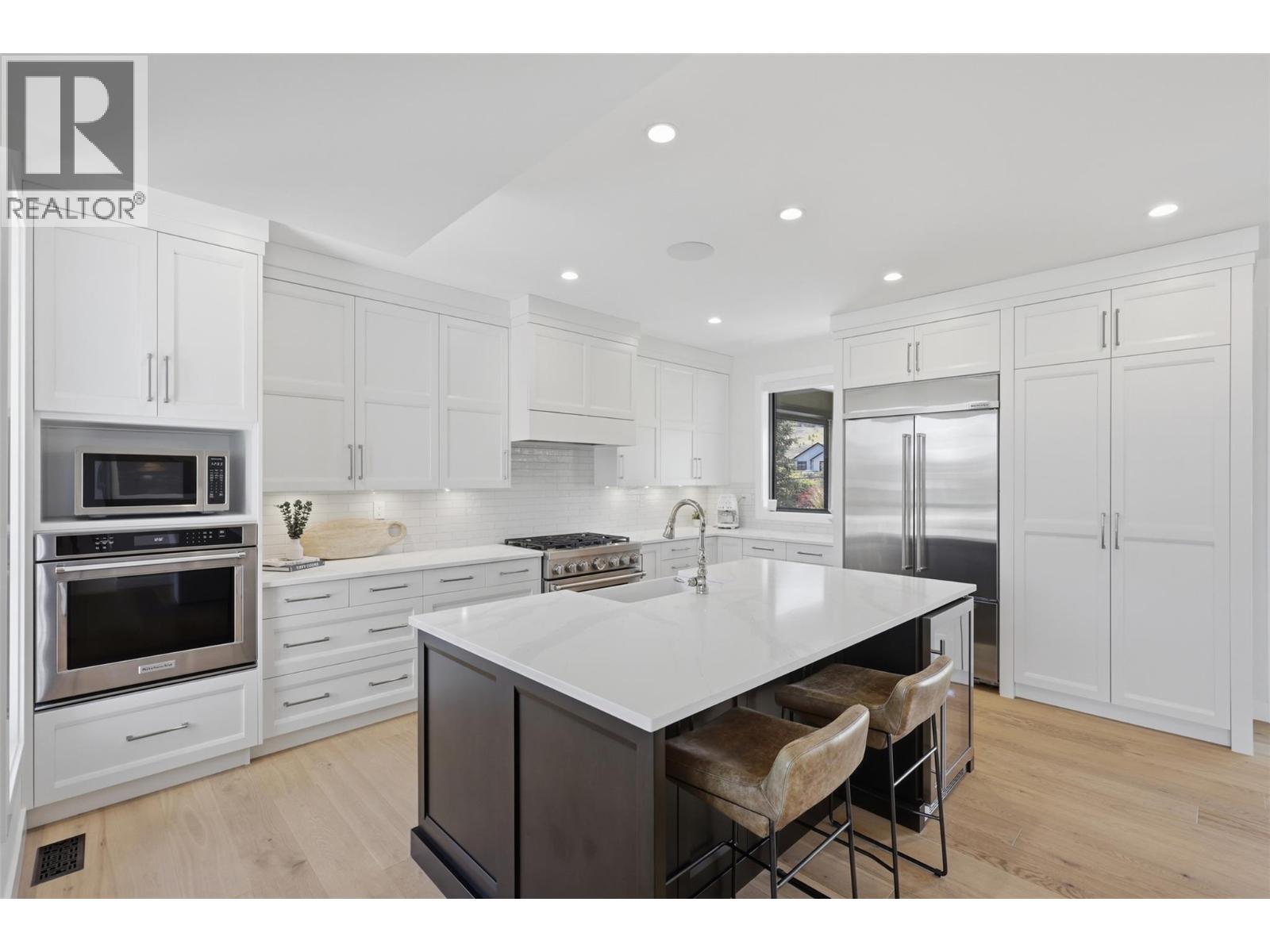 325 RUE CHEVAL NOIR - 14