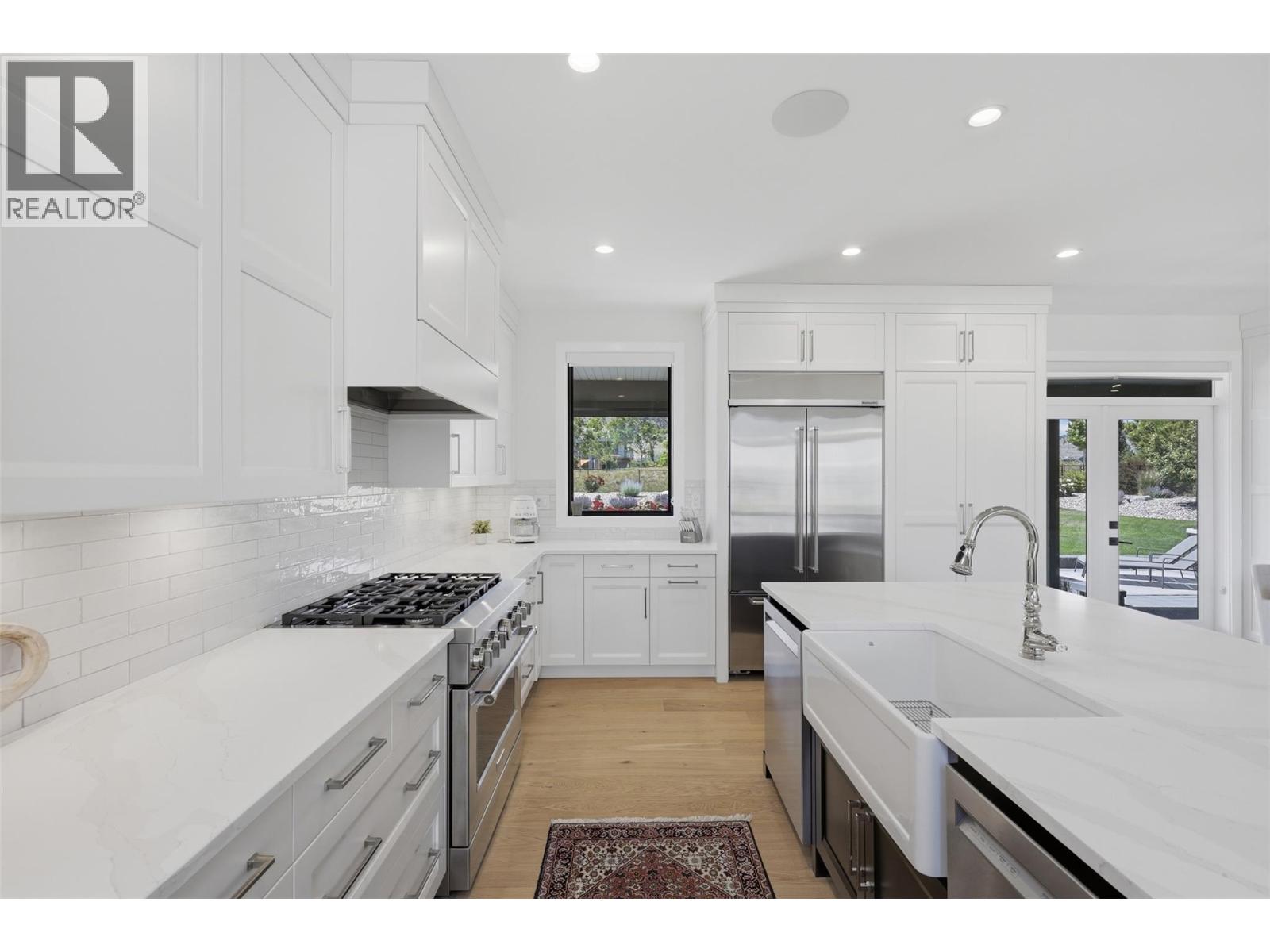 325 RUE CHEVAL NOIR - 16