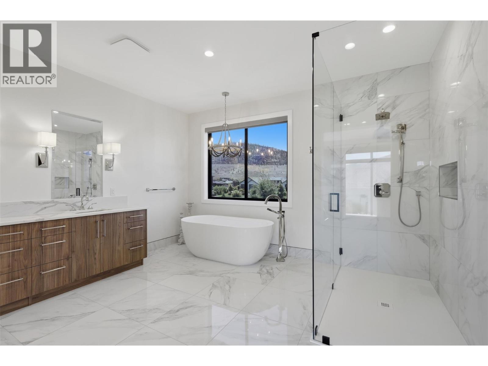325 RUE CHEVAL NOIR - 44