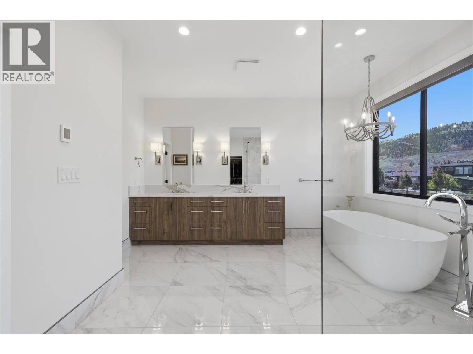 325 RUE CHEVAL NOIR - 48
