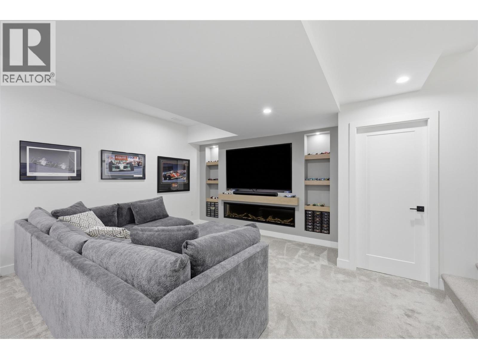 325 RUE CHEVAL NOIR - 63