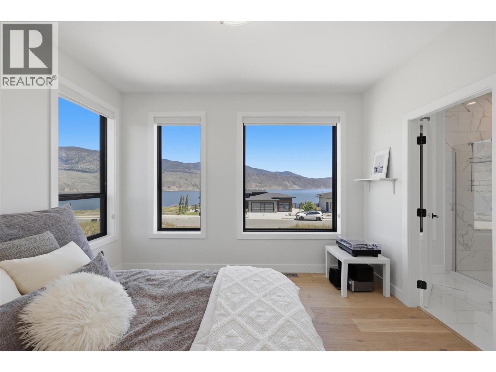 325 RUE CHEVAL NOIR - 55