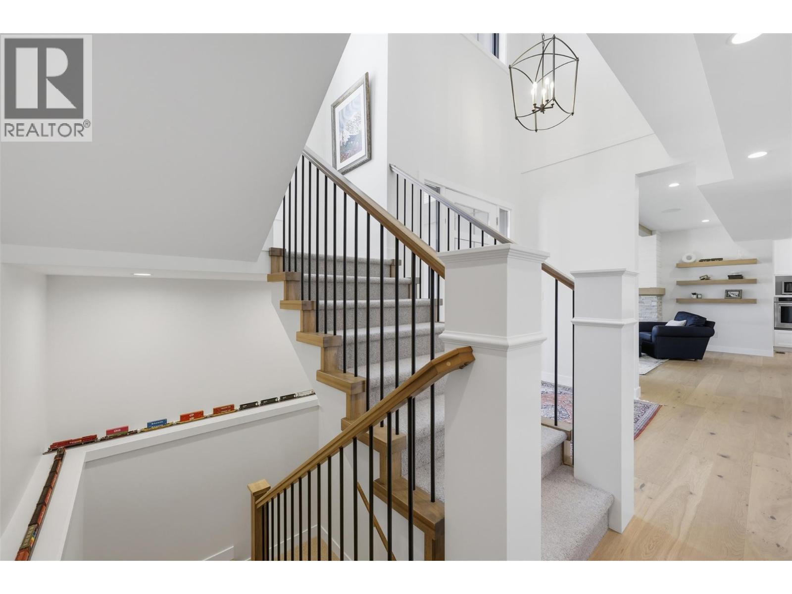 325 RUE CHEVAL NOIR - 61