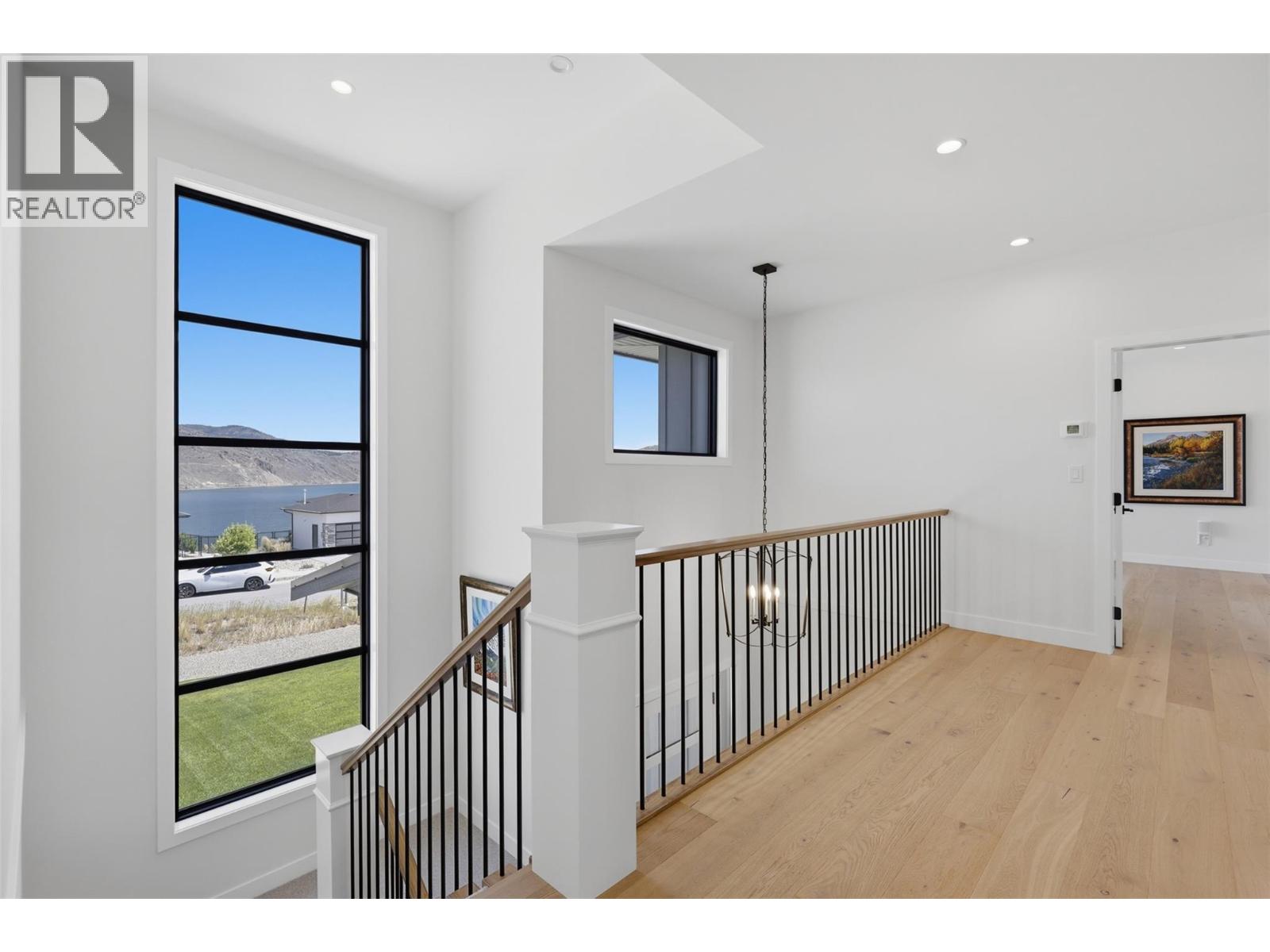 325 RUE CHEVAL NOIR - 33