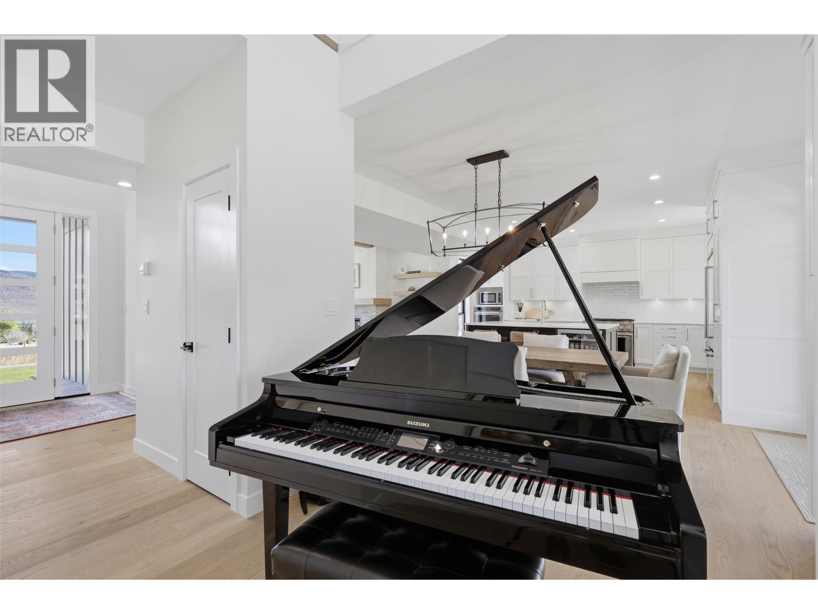325 RUE CHEVAL NOIR - 30