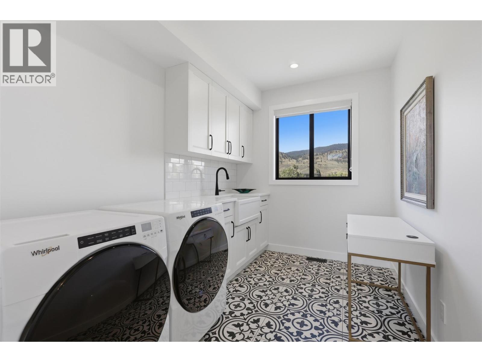 325 RUE CHEVAL NOIR - 72