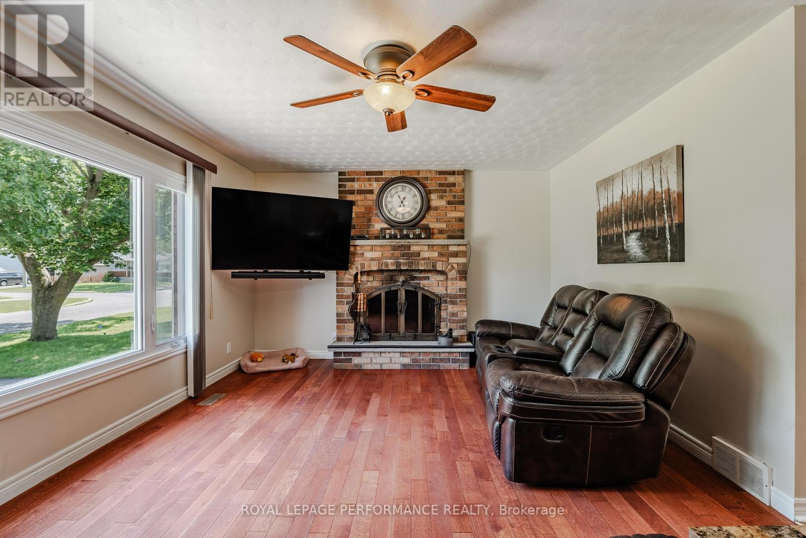 202 SUSAN AVENUE - 11