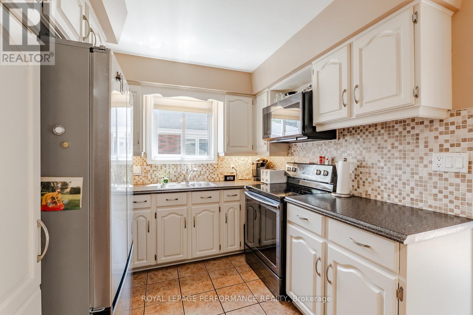 202 SUSAN AVENUE - 13