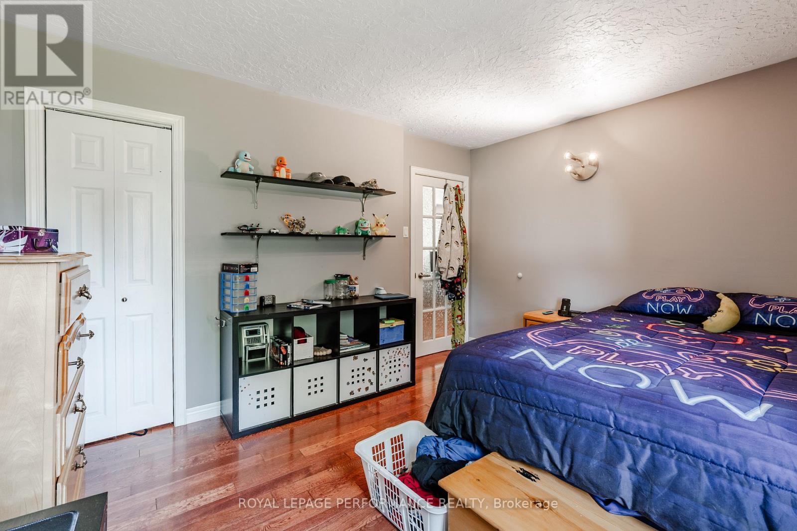 202 SUSAN AVENUE - 20