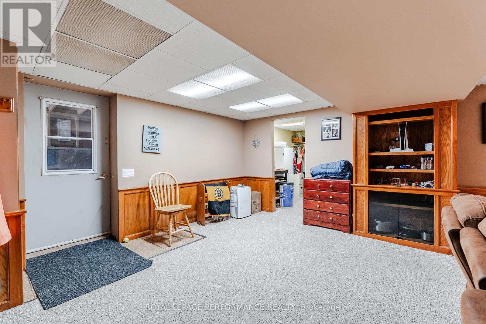 202 SUSAN AVENUE - 25