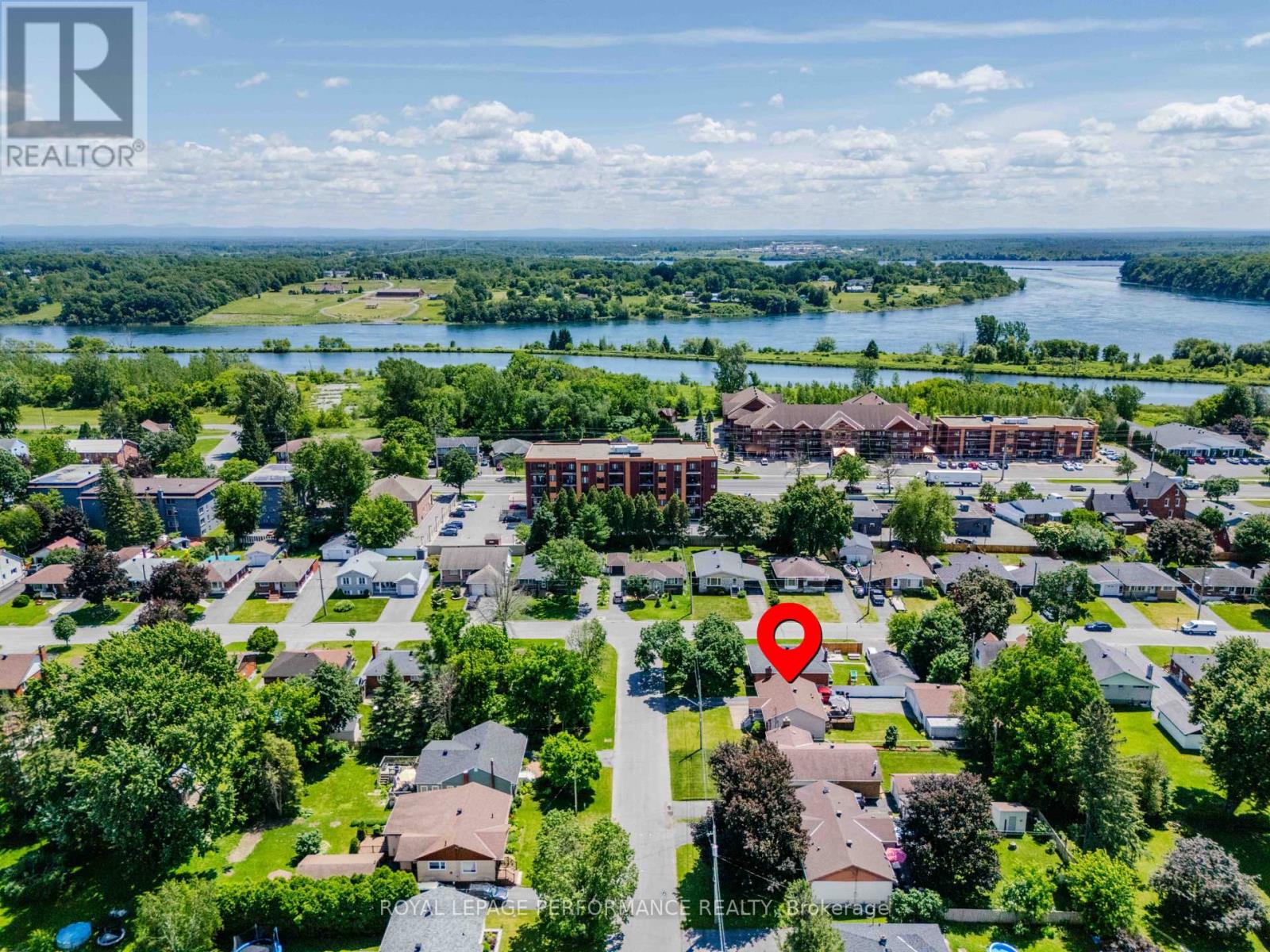 202 SUSAN AVENUE - 6