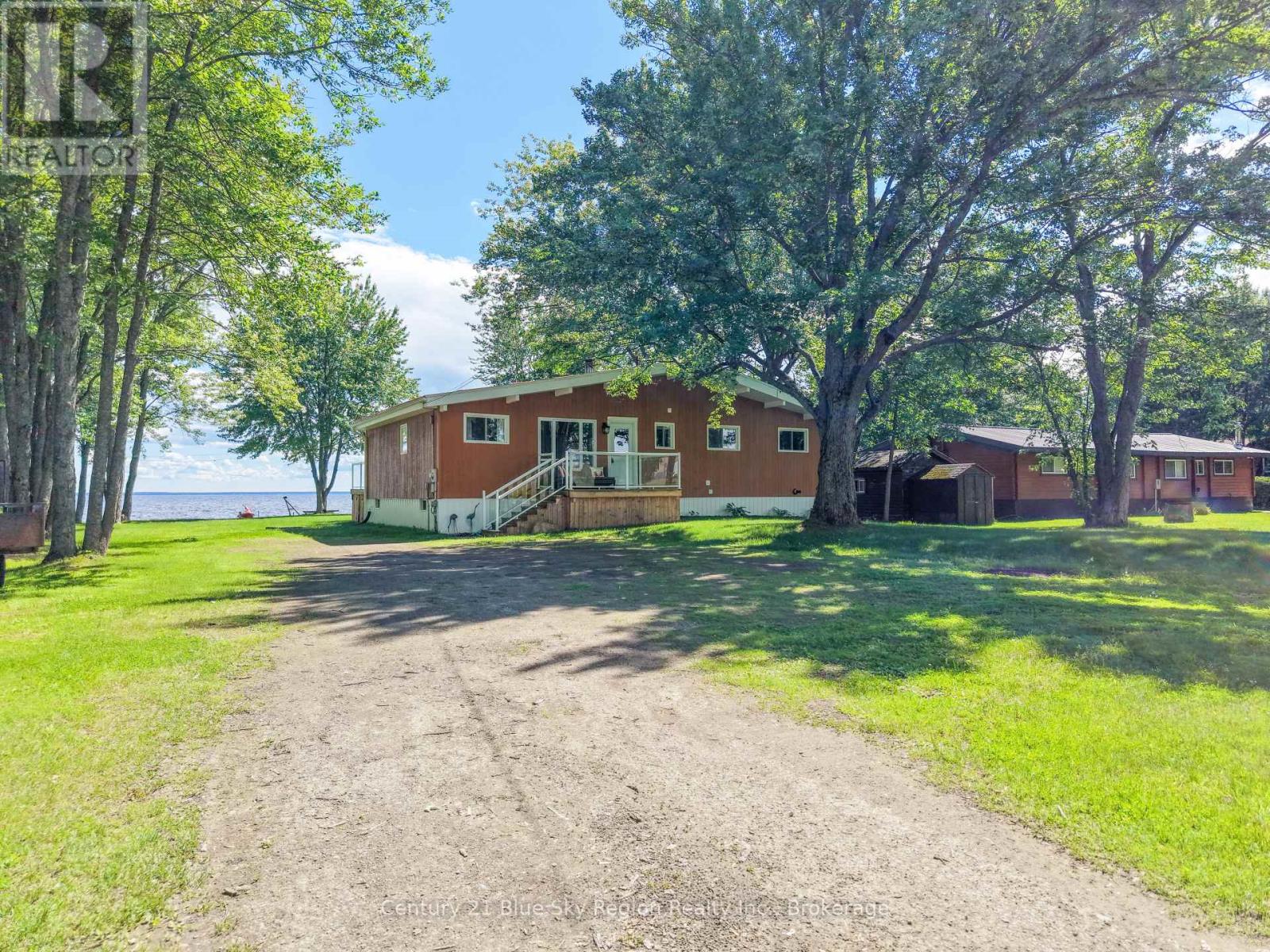 370 MARLEAU ROAD - 1