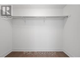 710 - 195 Deerfield Road, Newmarket, ON L3Y0G4 Photo 10