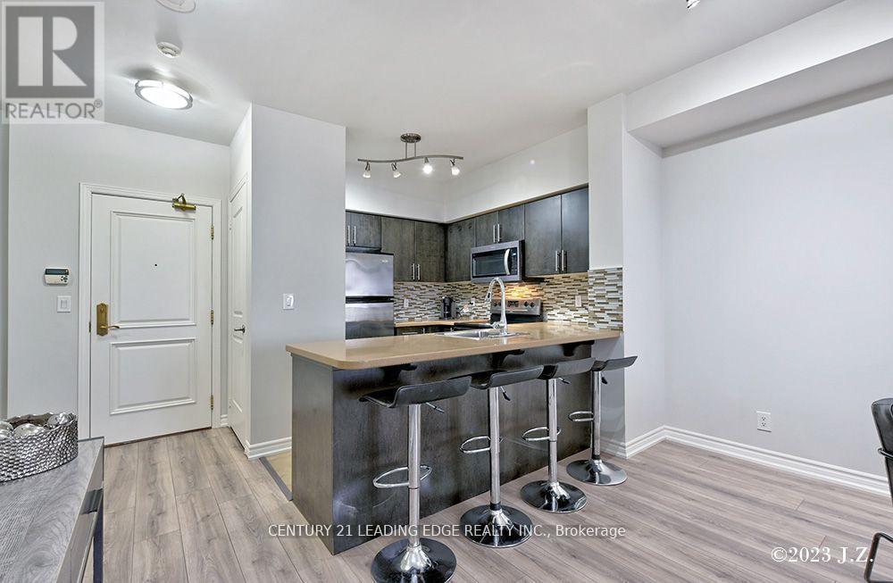 #911 9225 JANE STREET - 6