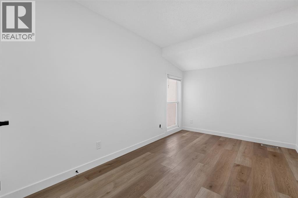 287 Pensville Close SE — photo 19