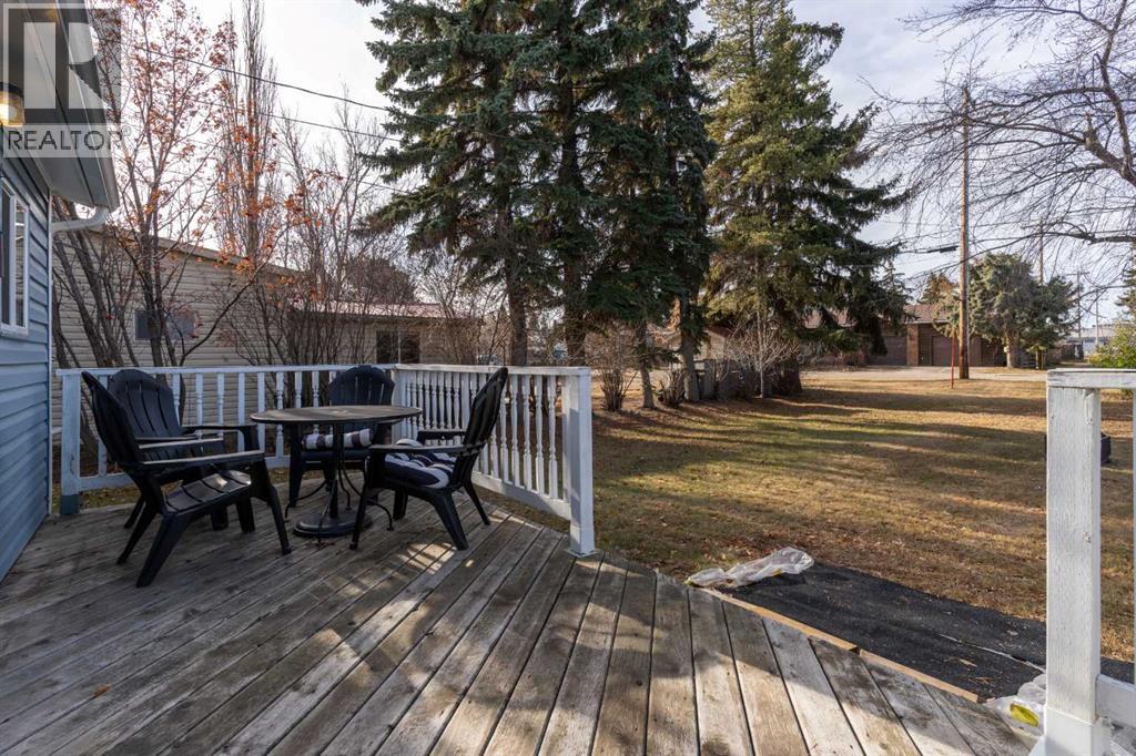 5013 49 A Street - 20