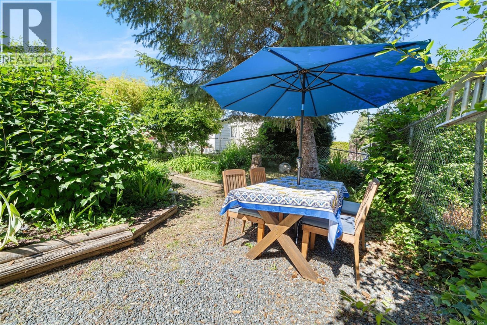 #14 7109 West Coast Rd - 24
