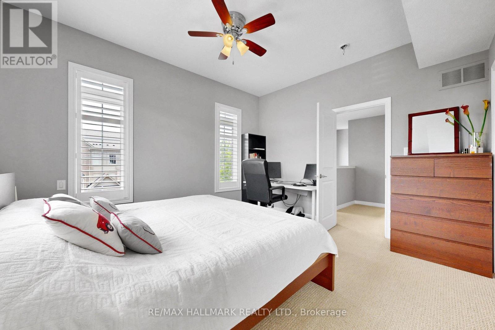 #14 215 DUNDAS STREET E - 20