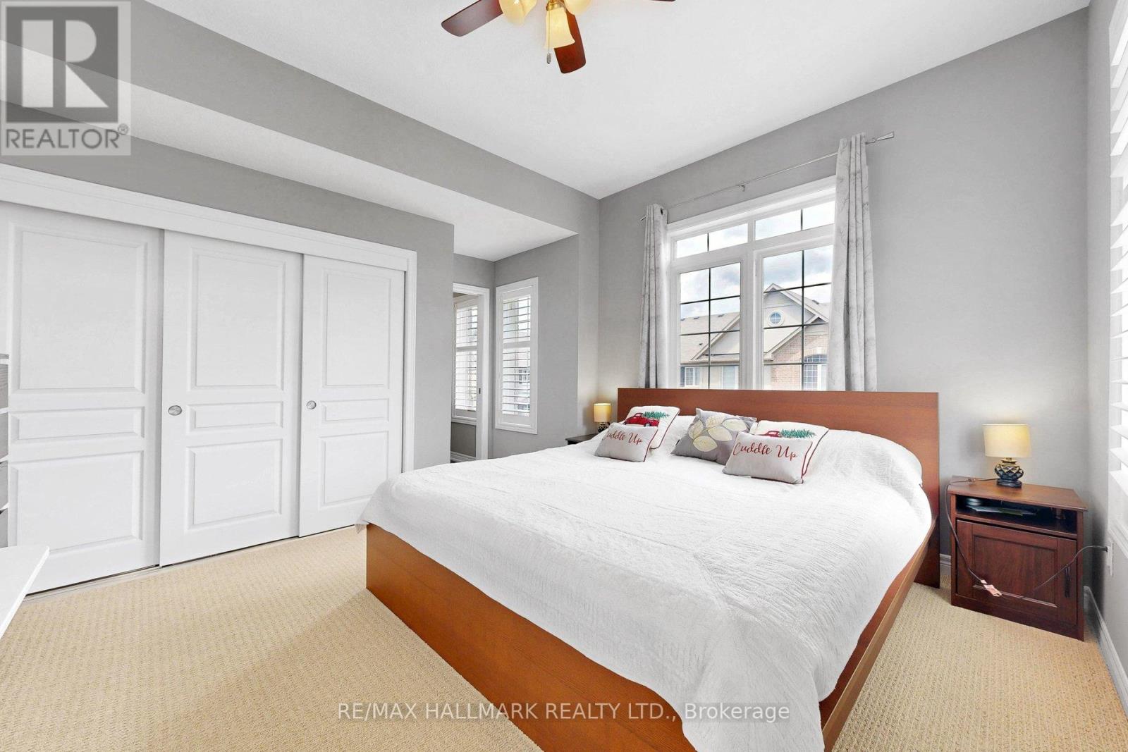 #14 215 DUNDAS STREET E - 21