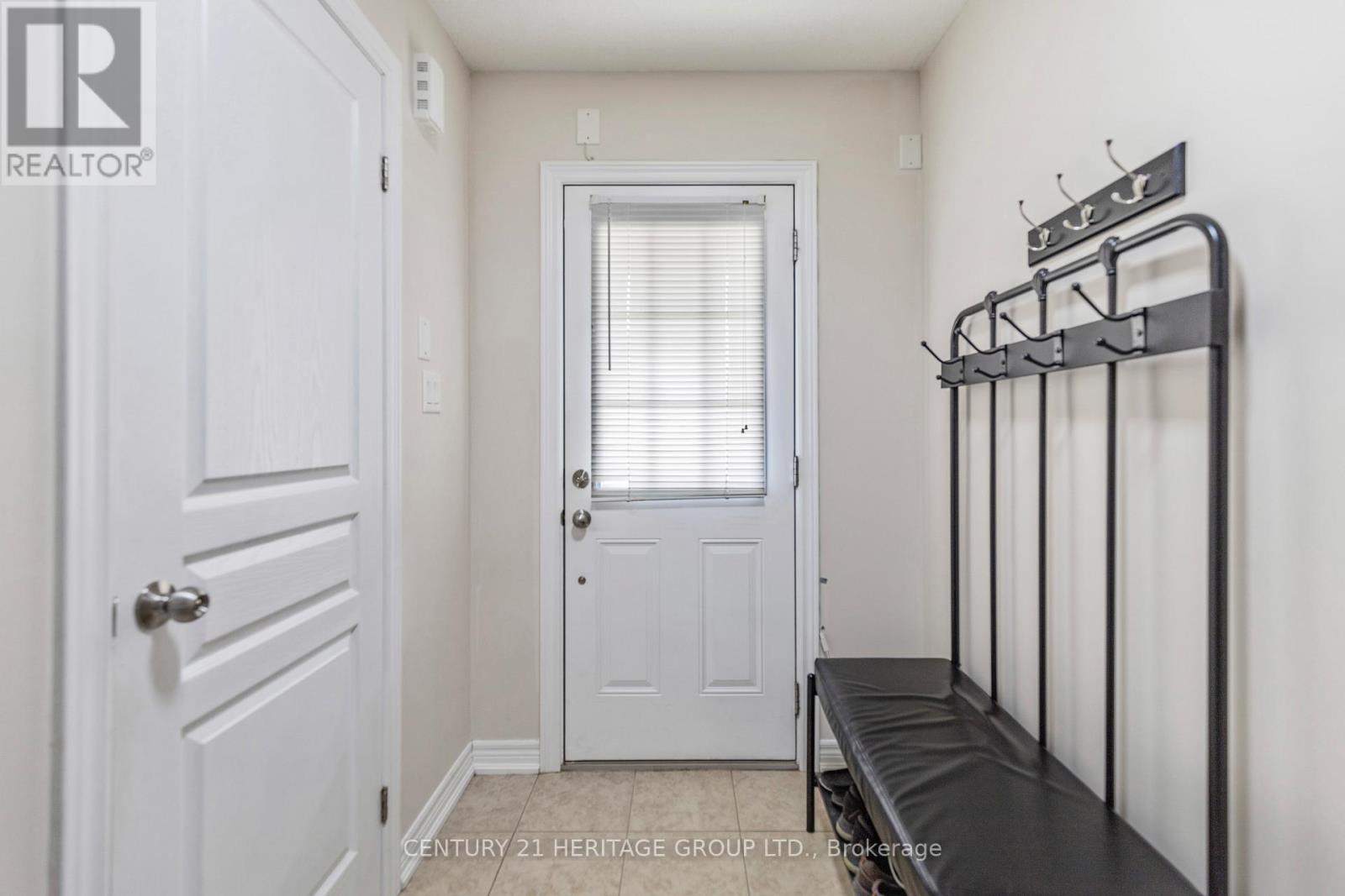 71 WATERBRIDGE STREET - 5