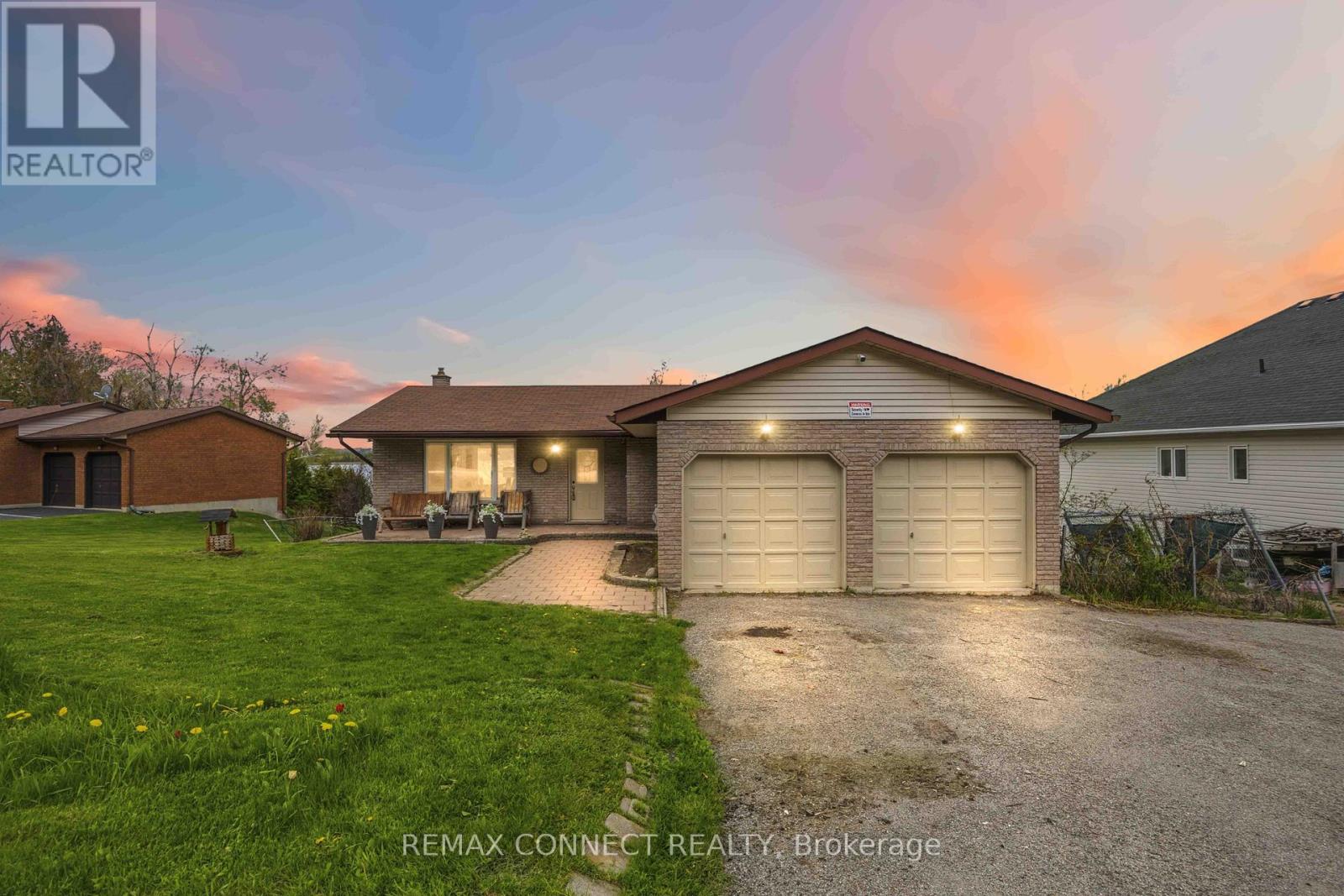 36 HELEN DRIVE - 1