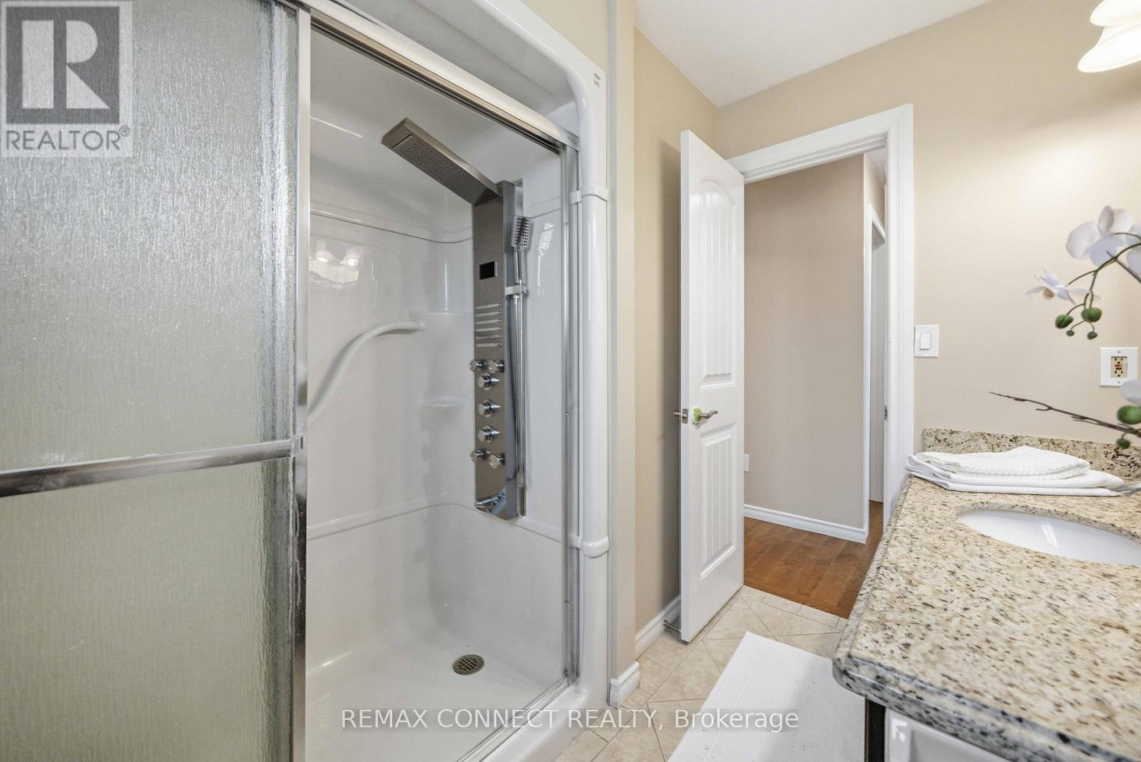 36 HELEN DRIVE - 26
