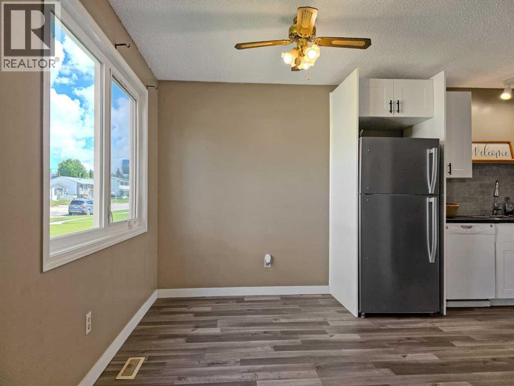 37 97 Avenue - 5