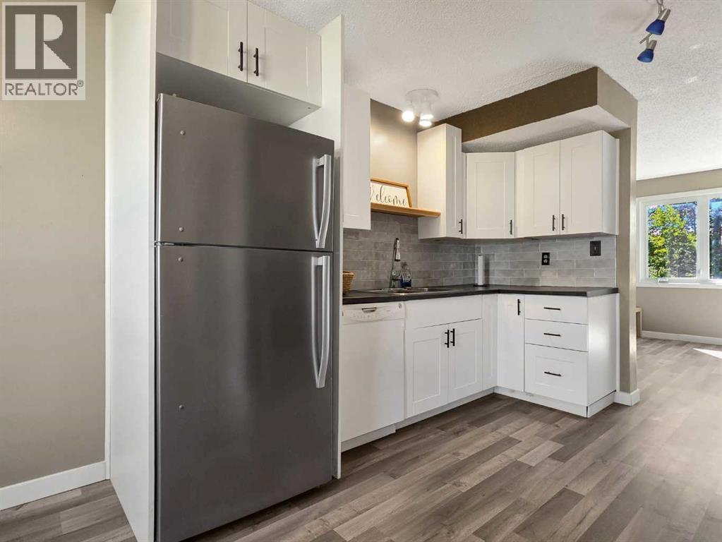 37 97 Avenue - 3