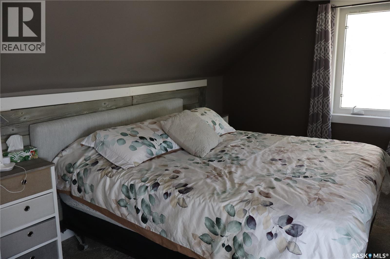 302 Columbus DRIVE — photo 26