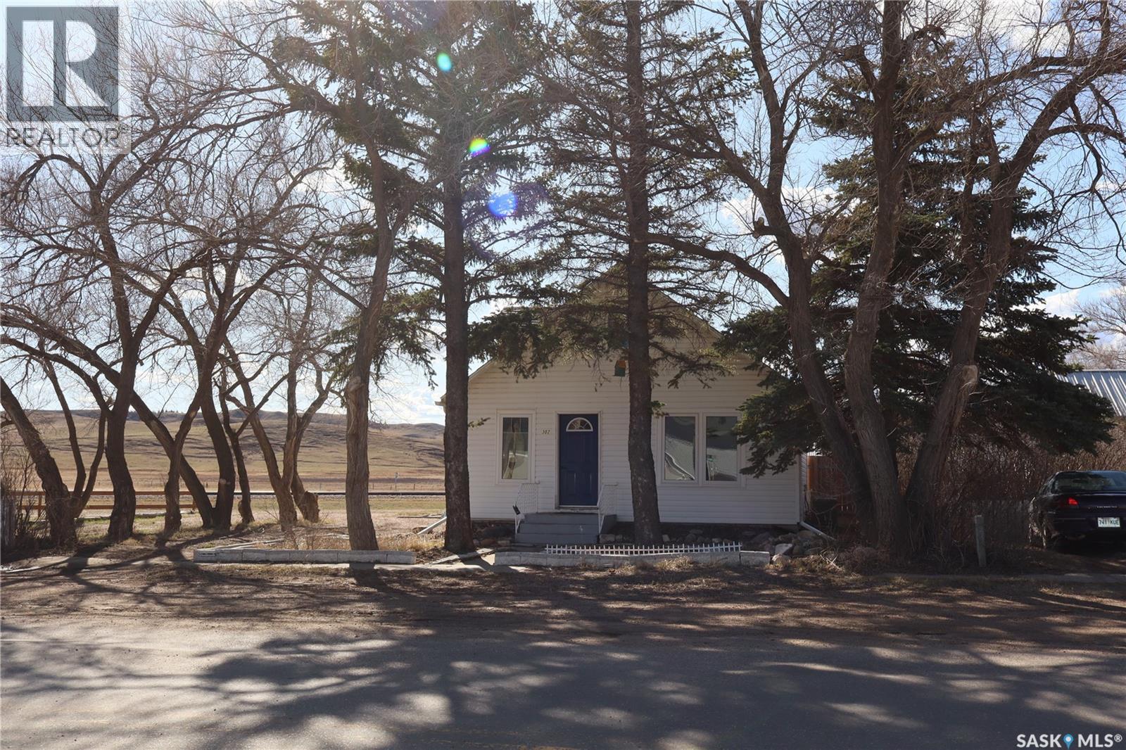 302 Columbus DRIVE — photo 33