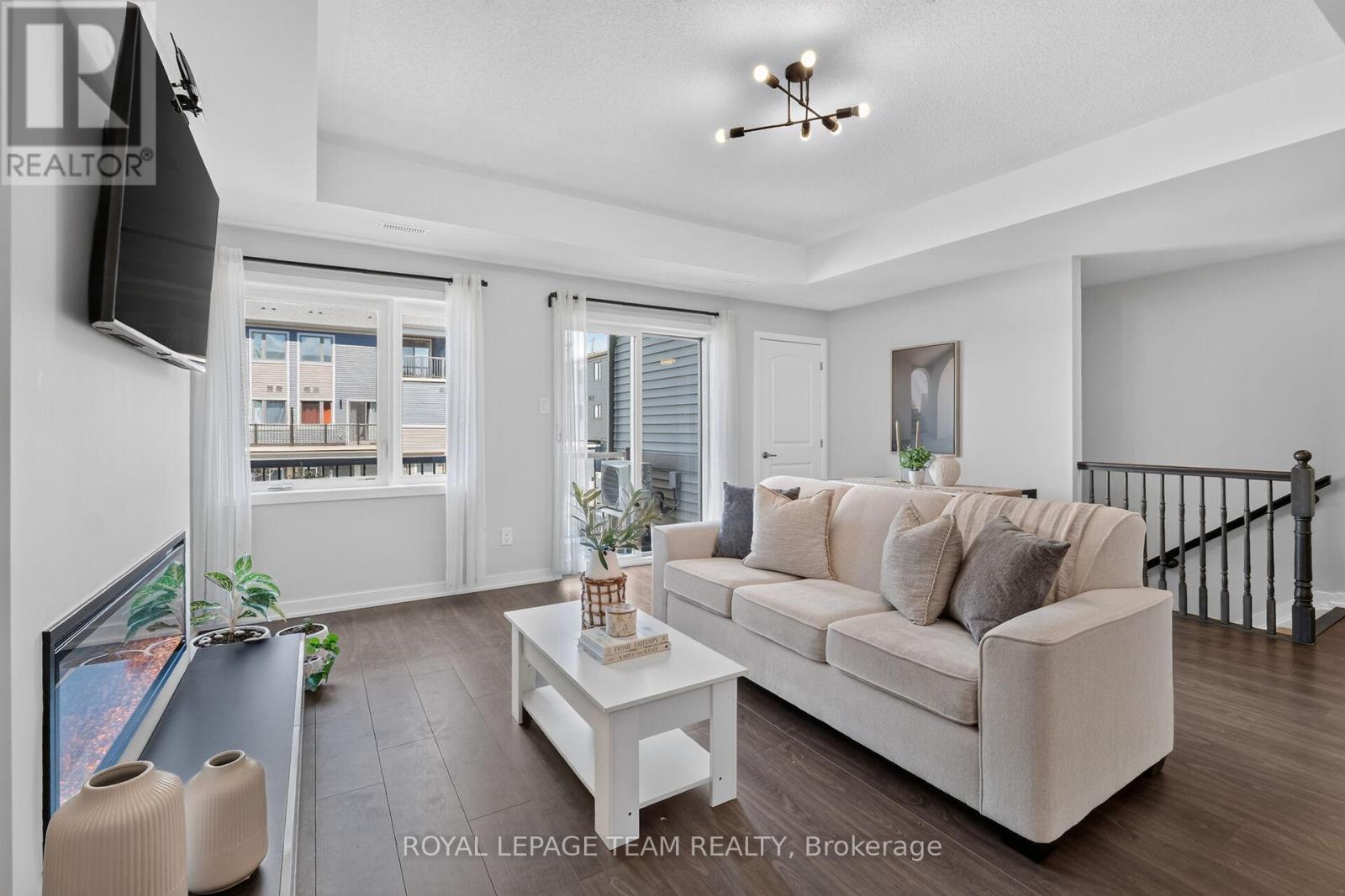 218 PARNIAN PRIVATE - 11