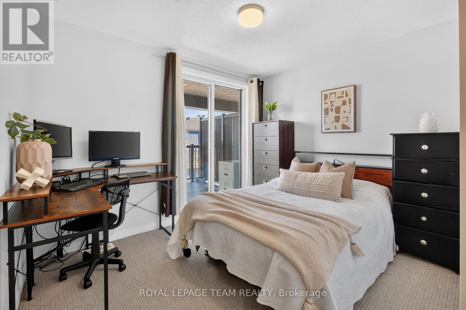 218 PARNIAN PRIVATE - 33