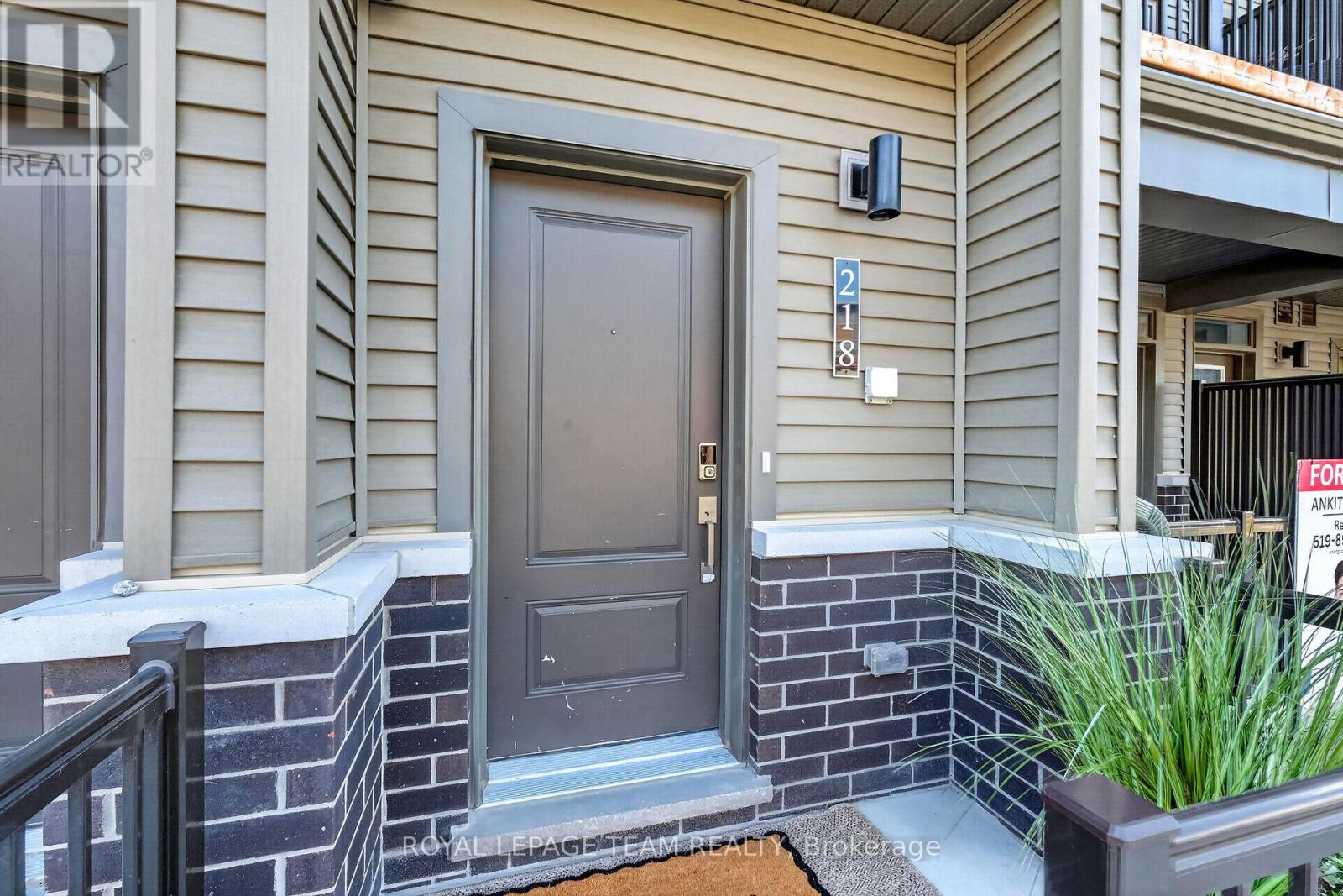 218 PARNIAN PRIVATE - 5