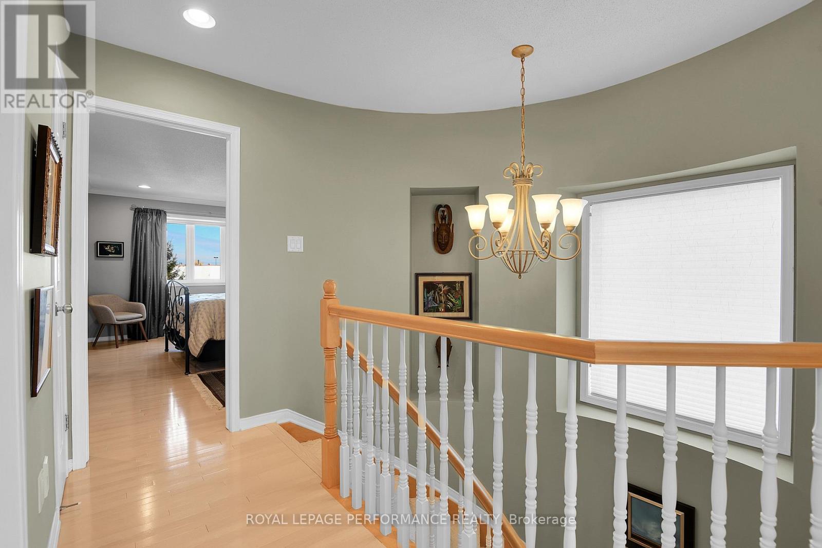 3 Bed, 3 Bath House for Sale in Ottawa – 2104 LISKA STREET, Ottawa – MLS# X13495908 - Image 18