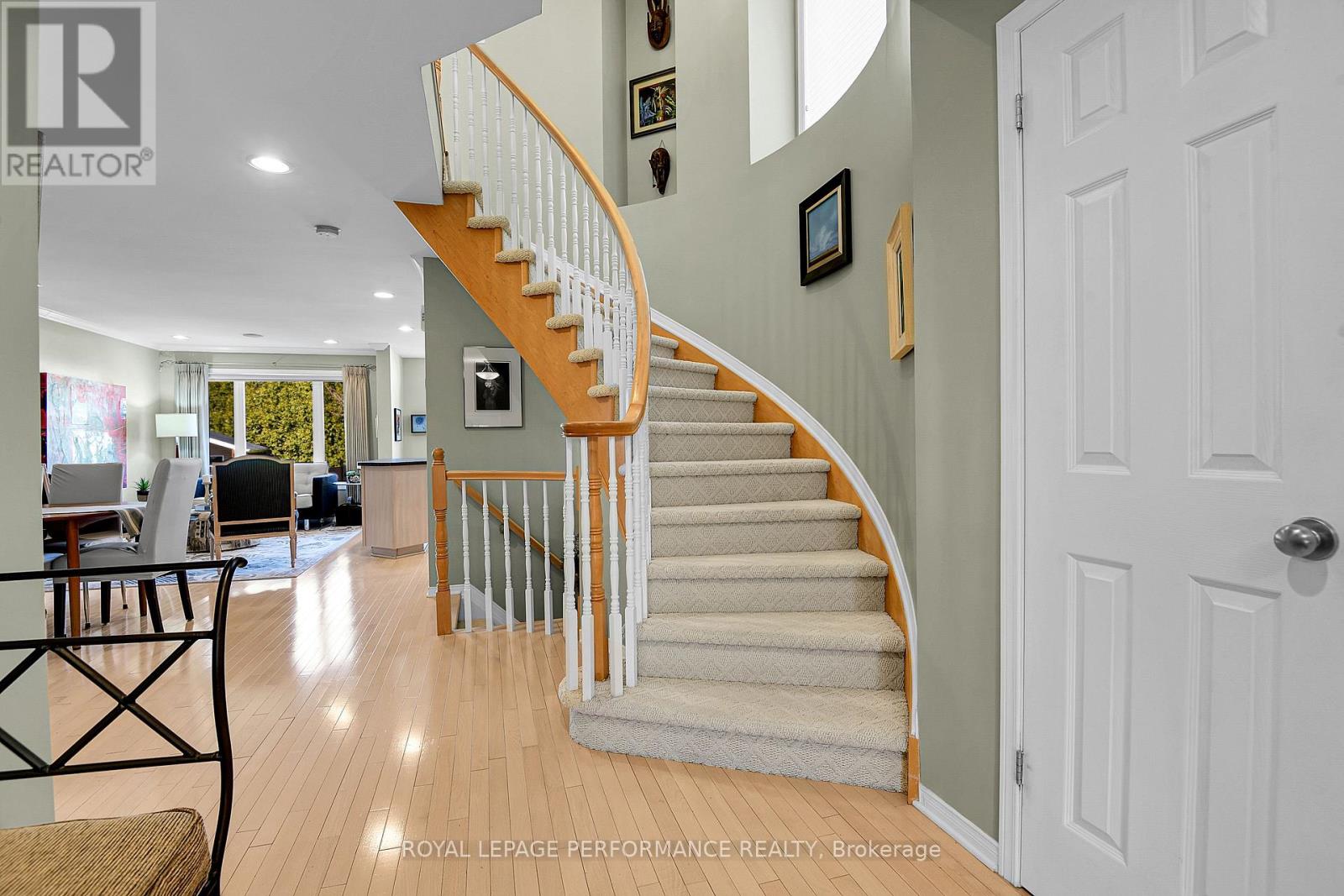 3 Bed, 3 Bath House for Sale in Ottawa – 2104 LISKA STREET, Ottawa – MLS# X13495908 - Image 6