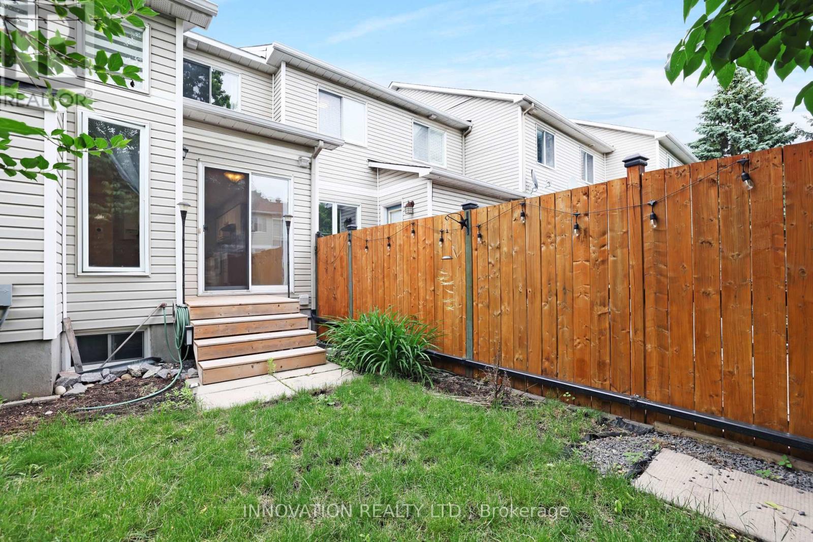 2 Bed, 3 Bath House for Sale in Ottawa – 8 KETTLEBY STREET, Ottawa – MLS# X13495960 - Image 27
