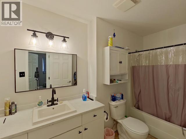 #108 5680 ORTONA AVE - 8