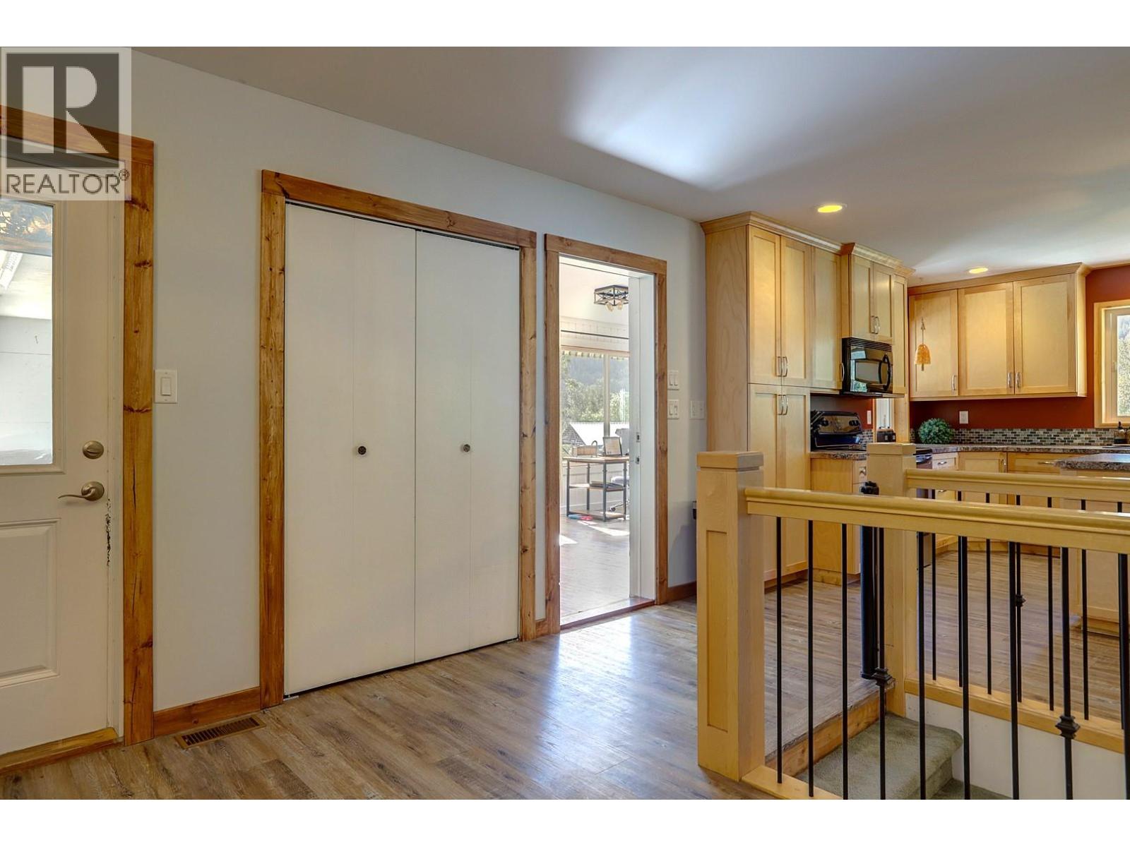 4375 97 Highway - 36
