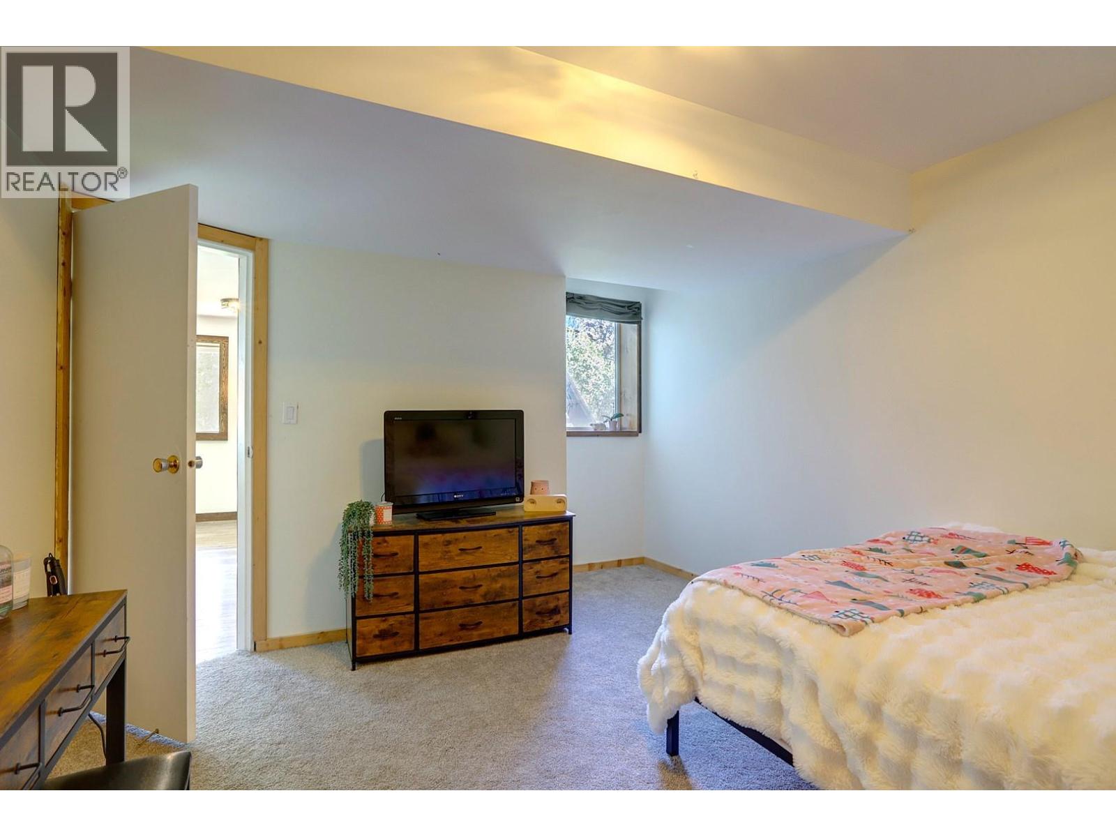 4375 97 Highway - 45