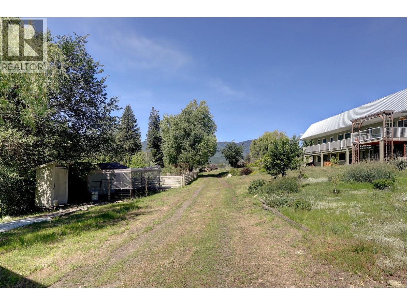 4375 97 Highway - 63