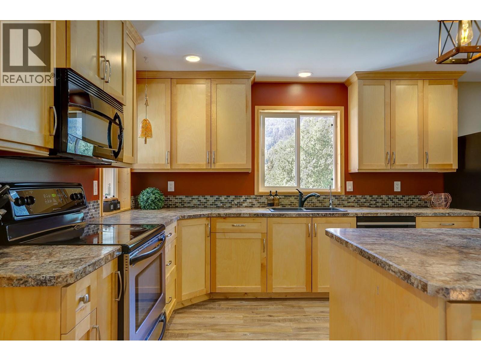 4375 97 Highway - 9
