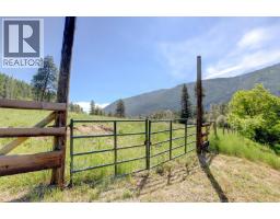 4375 97 Highway, Falkland, BC V0E1W1 Photo 73