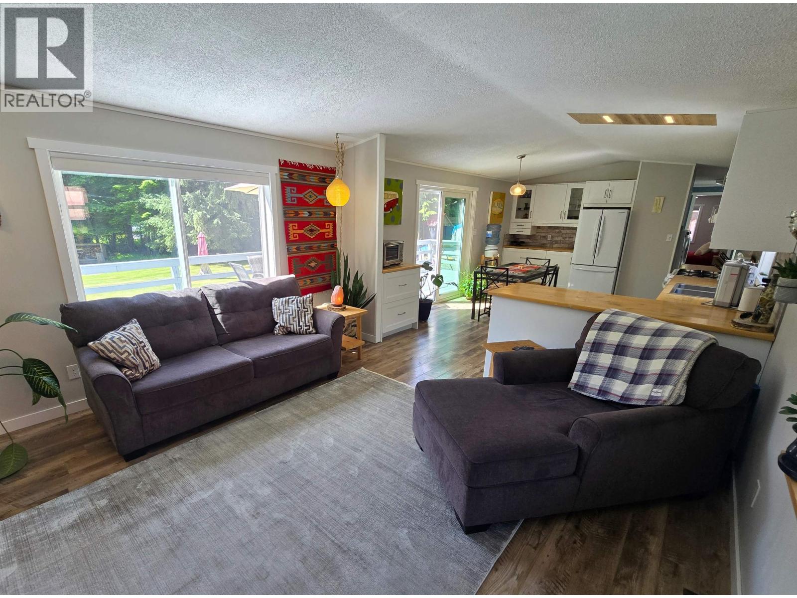 2490 KRESTON STREET - 37