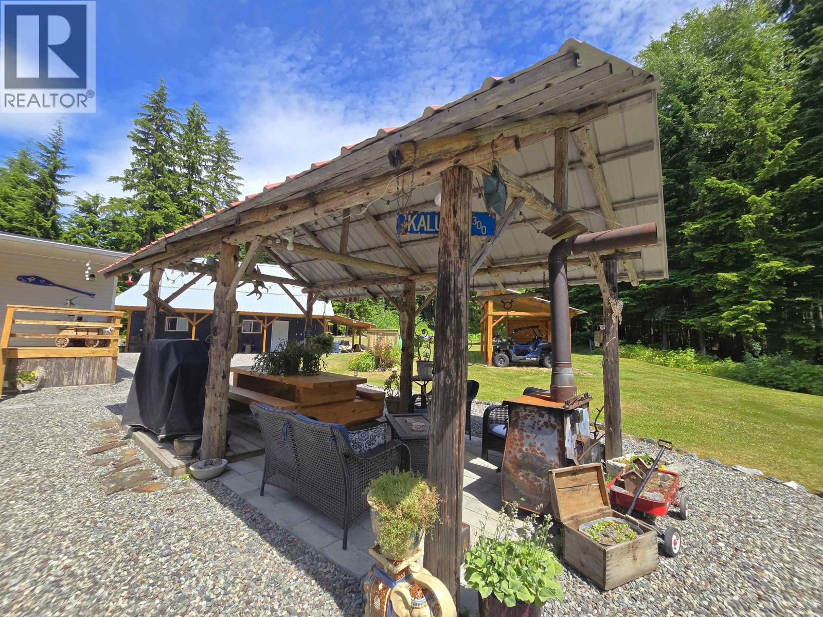 2490 KRESTON STREET - 23