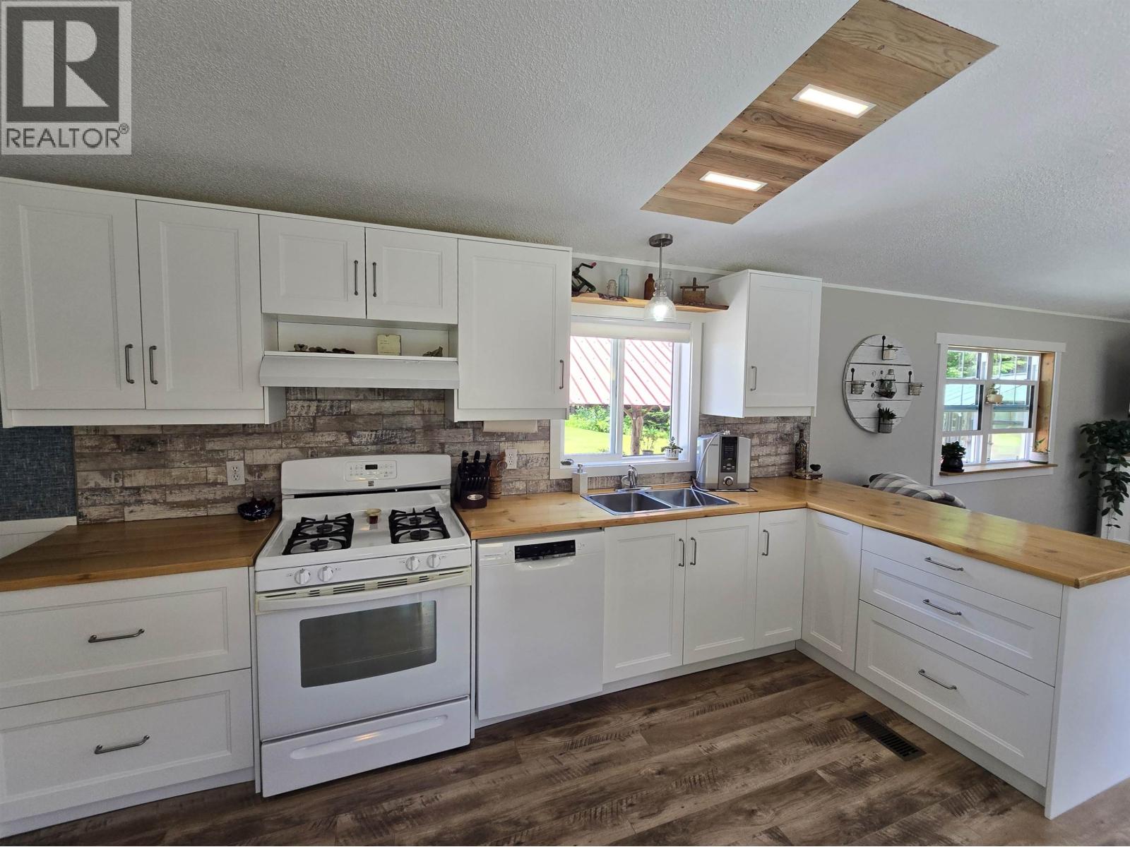 2490 KRESTON STREET - 35