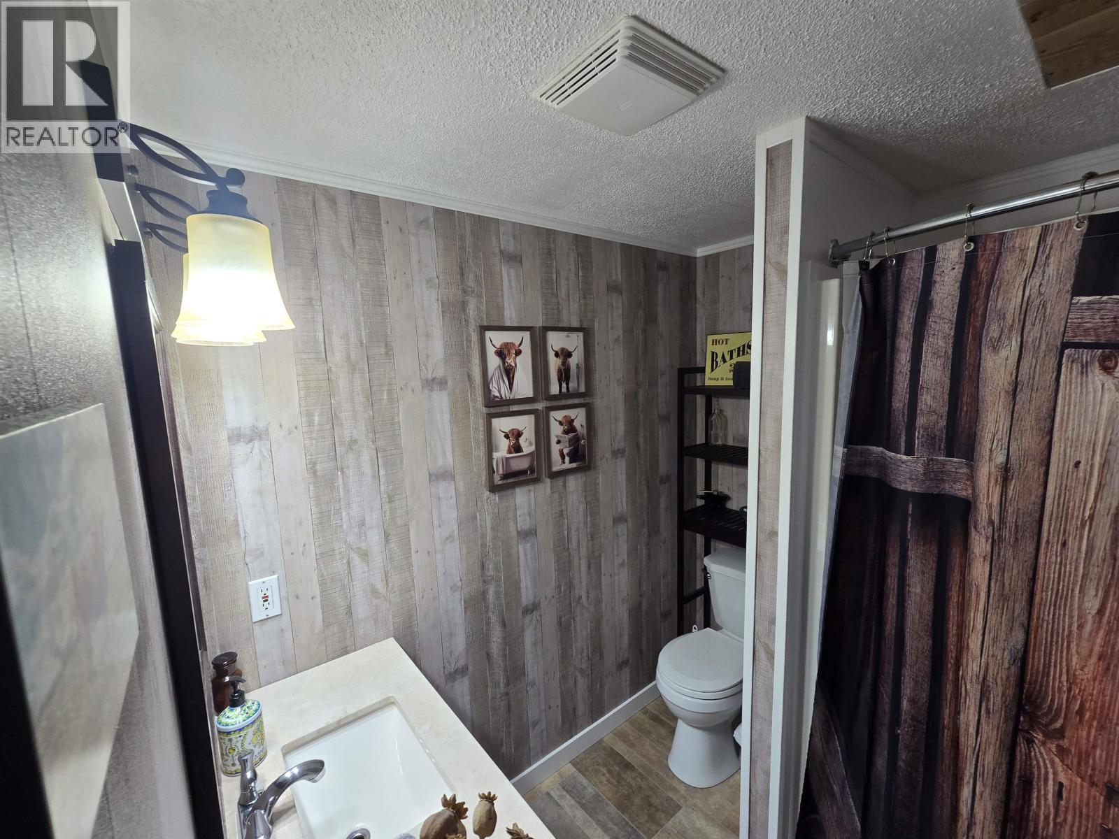 2490 KRESTON STREET - 40